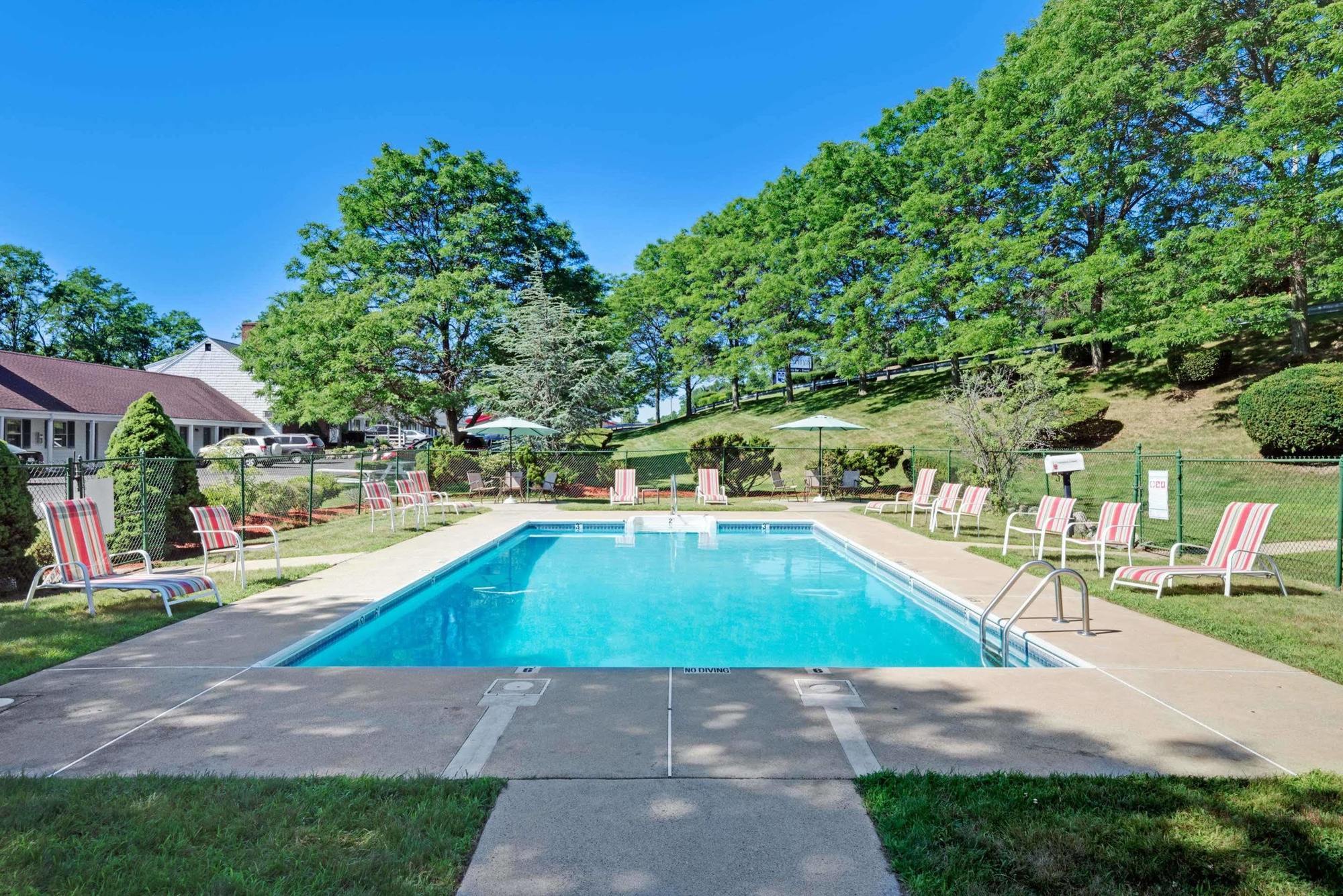 Knights Inn Danvers Exterior foto